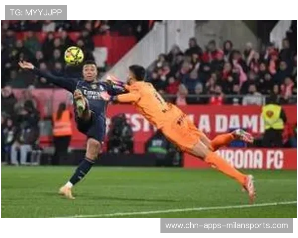 维尼修斯突破内切劲射皇马领先