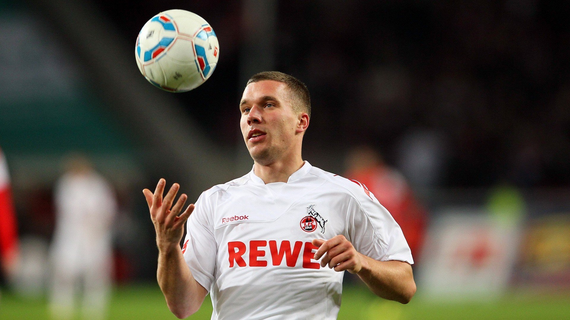 克莱尔后程提速 冲刺阶段极具爆发力，克莱尔完成比赛